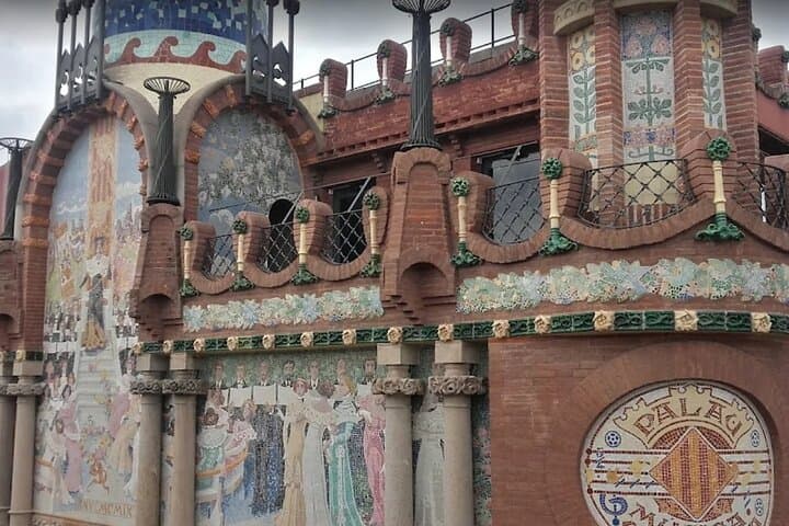 2-Hour Private Tour of Music in Barcelona