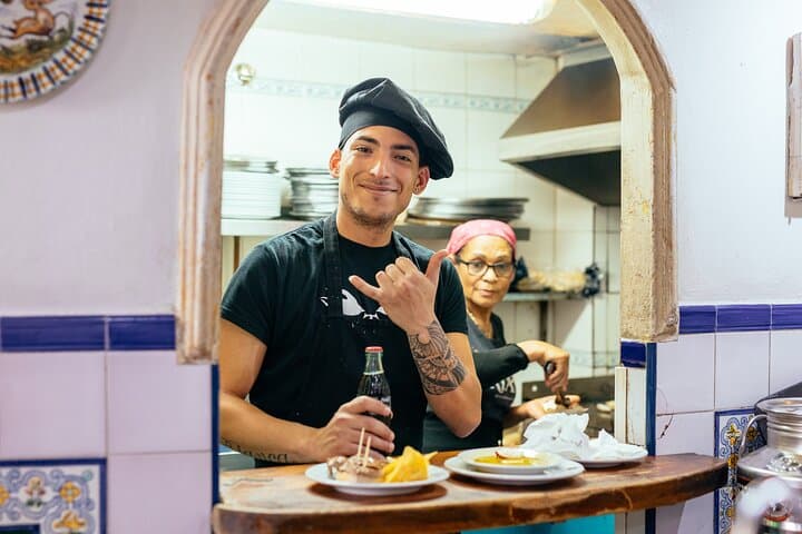 Alicante PRIVATE Food Tour With Locals: 10 Food & Drink Tastings Included
