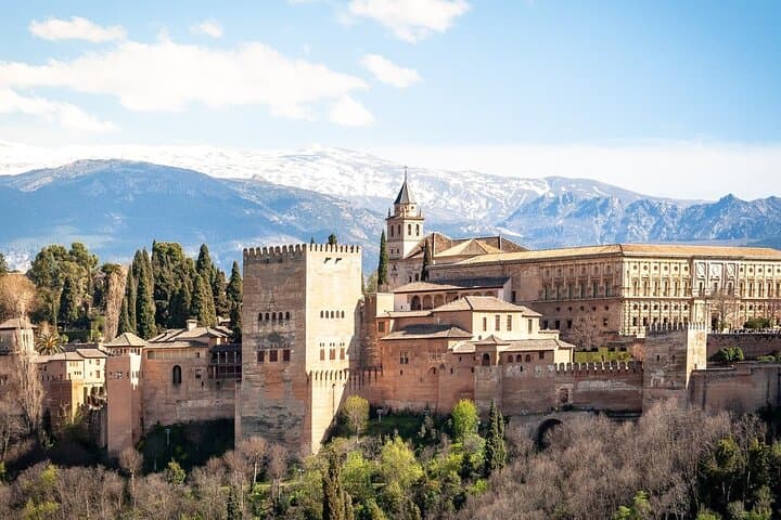 Alhambra and Granada Tour