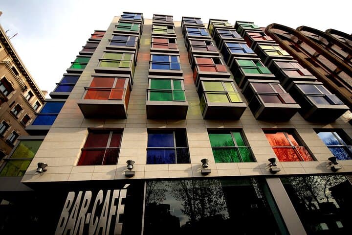 Private Direct Transfer From Barcelona to Bilbao, English Speaking Driver