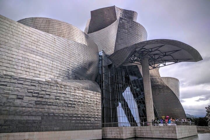 Private Direct Transfer From Barcelona to Bilbao, English Speaking Driver