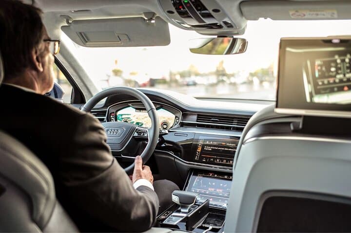 Private One-way Airport Transfer From Seville Airport To Seville