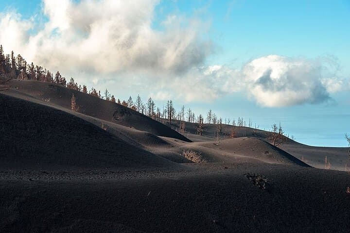 Hiking Route Visit to the New Volcano of La Palma