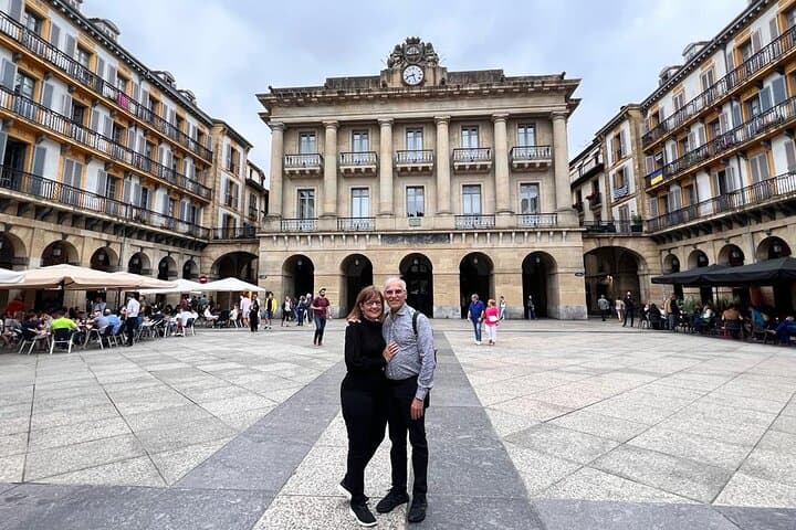 Private History, Market, Wine & Pintxos in San Sebastian