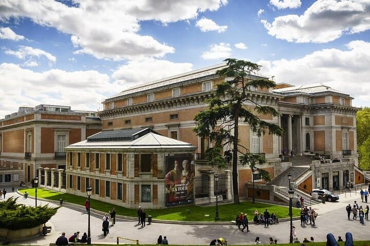 PRIVATE VIP : Prado Museum with an Art expert. Tickets & skip line