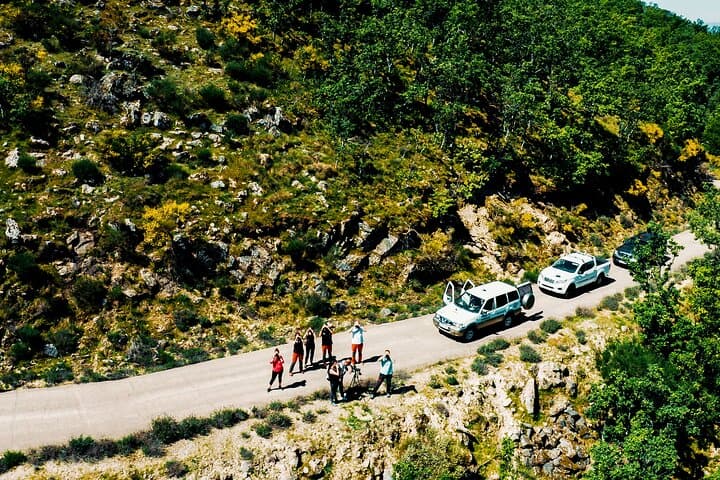 4X4 ROUTE THROUGH THE AMBROZ VALLEY. Minimum 4 people