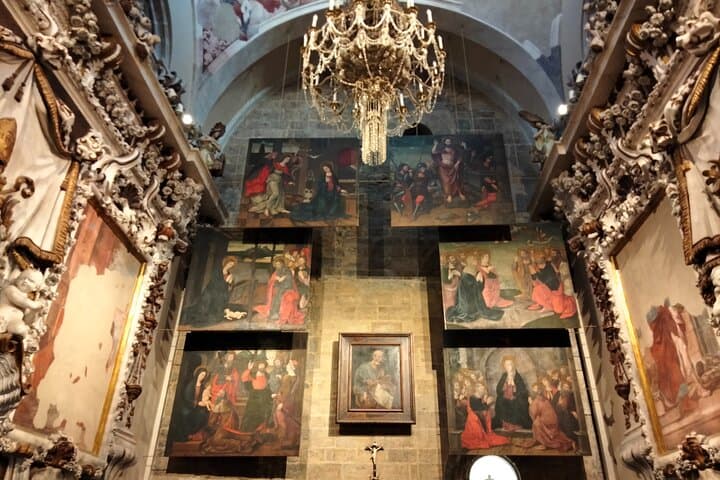Tour of the Borgias with Cathedral included in Valencia