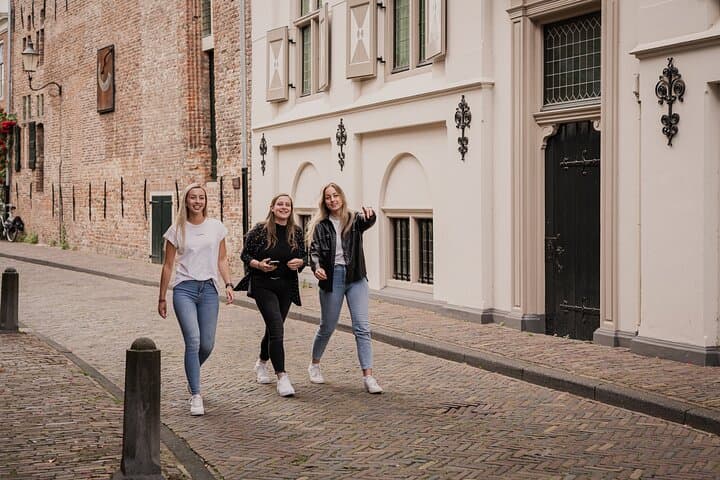 Lukt het jullie om binnen twee uur de uitgang van de stad te vinden?