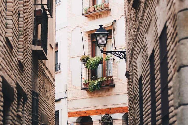 Toledo Private Tour with Licensed Local Guide