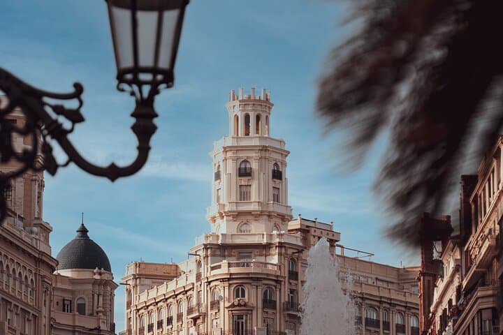 Valencia Walking Tour: Self-Guided City Game