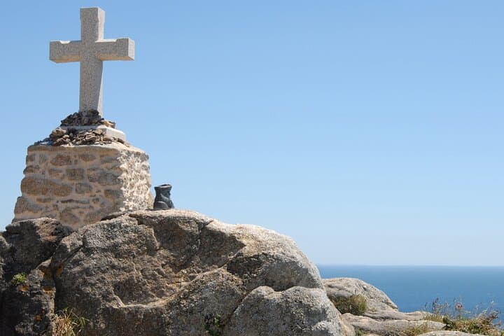Private Costa de la Muerte and Cabo Finisterre Tour from Santiago