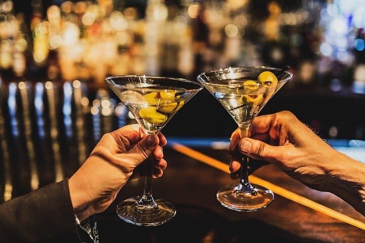 Private Barcelona Night Tour Including Bar Hopping and Drinks with Friendly Local Guide