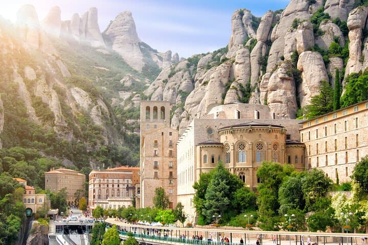 Montserrat Wine Tasting Tour from Barcelona Day Trip by Car