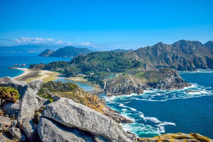 Private Tour of Vigo and Baiona from Vigo cruise port or hotel