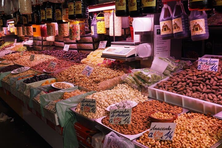 Private Valencia City Walking Tour with Tapas Tastings