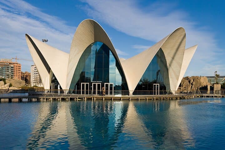 Private Valencia City Walking Tour with Tapas Tastings