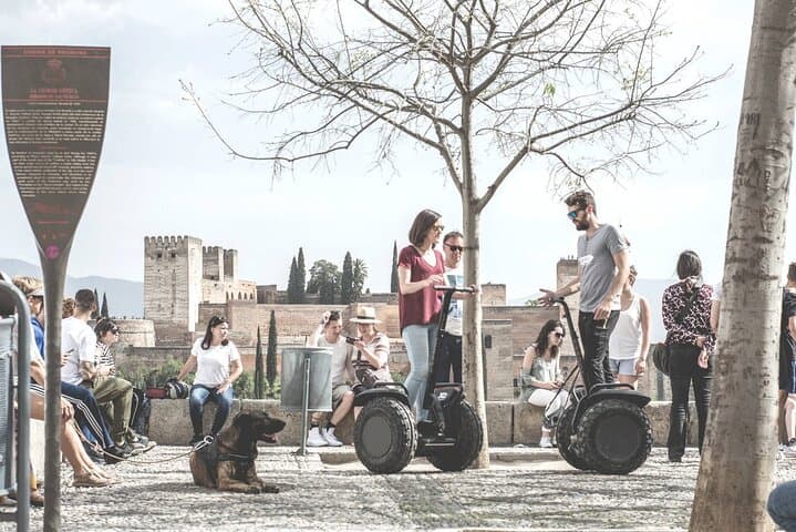 Albayzin Express Segway & eBike with Play Granada