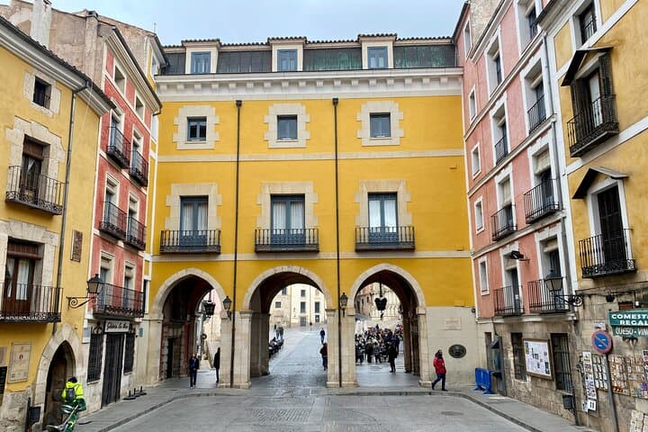 Private Tour Cuenca and its Hanging Houses from Madrid