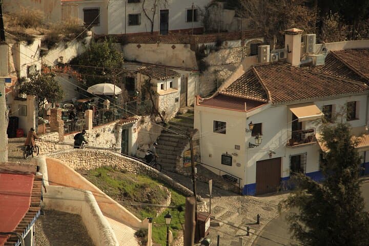 Albaicin & Sacramonte Electric Bike Tour in Granada