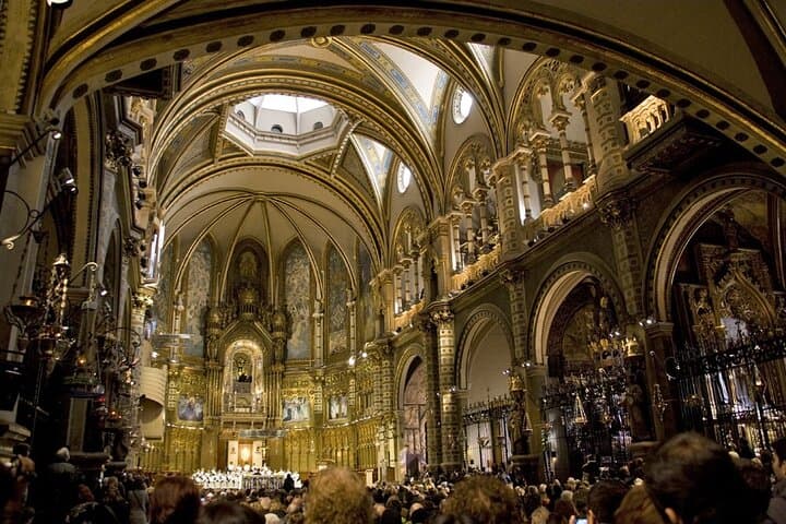 Montserrat¡s Abbey interior