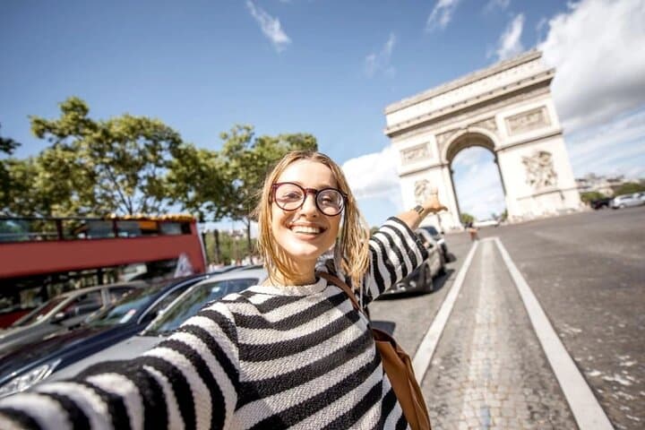 Arc de Triomphe and Seine River Cruise