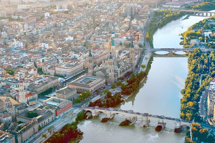 Monumental Walking Tour in Old Town of Zaragoza