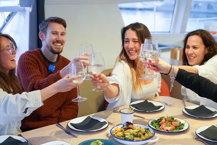 Sunset Catamaran: Small Group, Drinks, Snacks & Dinner Upgrade