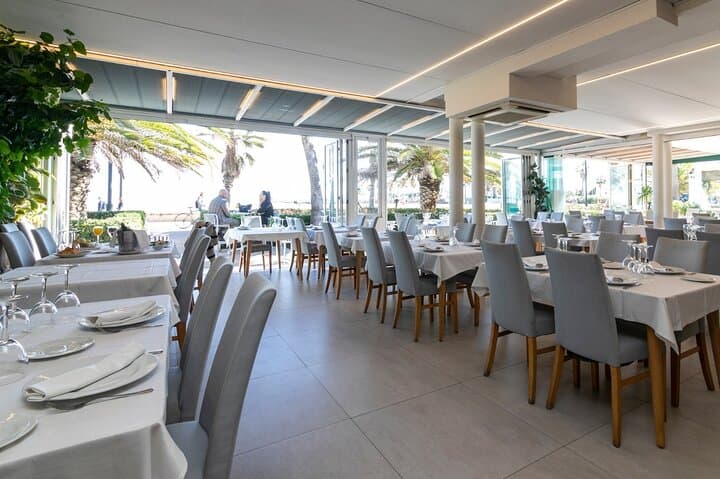 Stand Up Paddling Boarding Tour and Paella Lunch in Valencia