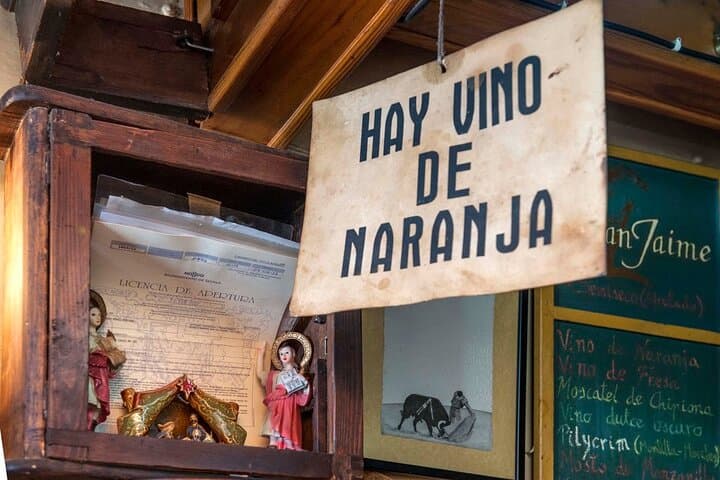 Ultimate Seville Tapas, Wine & History Small Group Tour