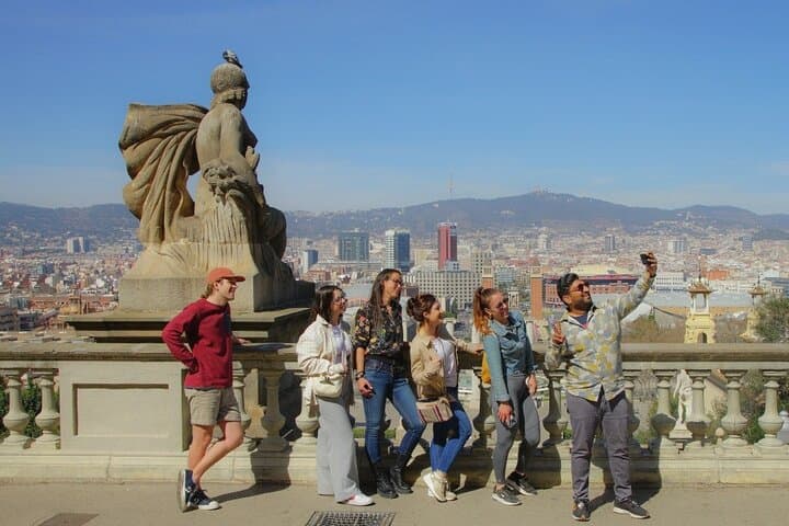 Barcelona Photo Highlights eBike Small Group Tour