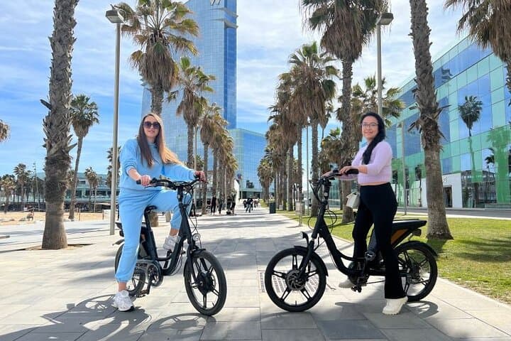 Barcelona Guided Montjuic 3-hour E-Bike Tour