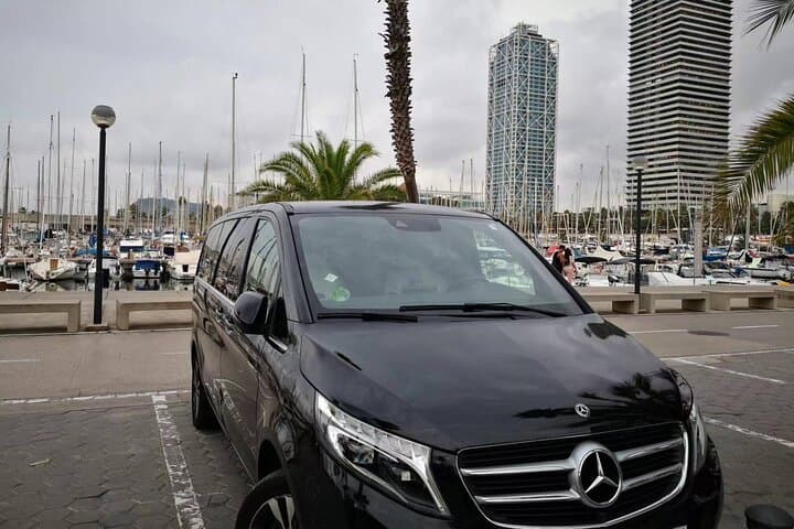 Private Transfer from Barcelona to PortAventura World