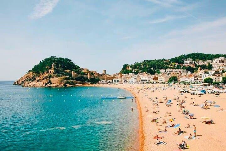 Private Tour from Barcelona to Costa Brava (with guide)