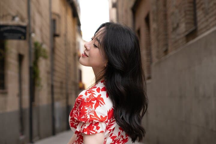Madrid Photoshoot with a Professional Photographer