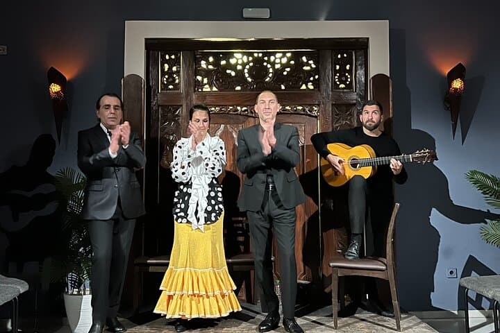 Flamenco show in the heart of Triana