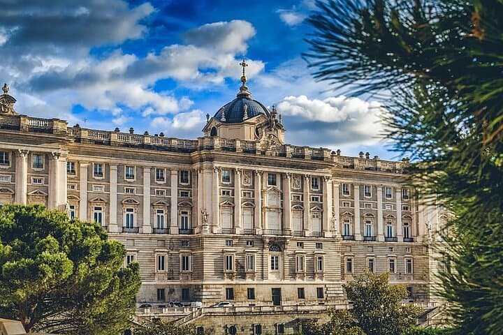 VIP PRIVATE: Royal Palace & Prado Museum. Hotel pick up included