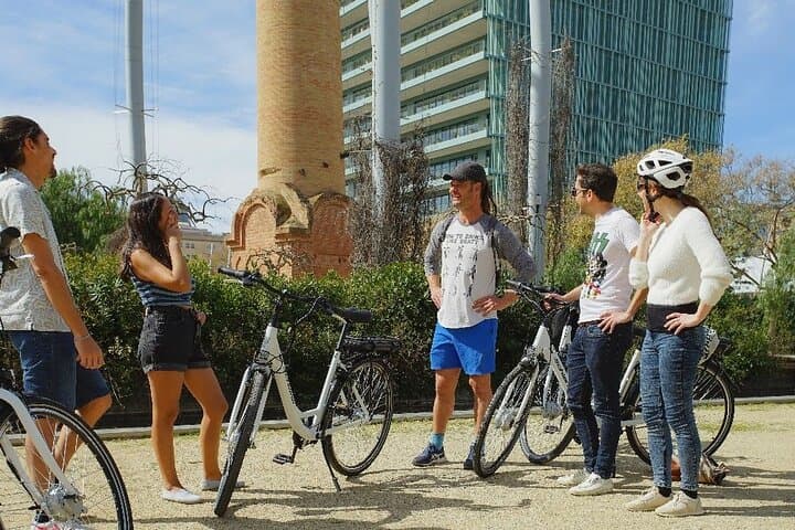 Barcelona Off The Beaten Track 4h Bike Tour