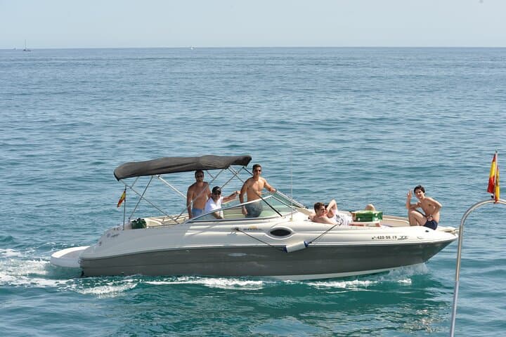 Sea Ray boat sailing in Marbella