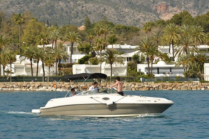 Sea Ray boat sailing in Marbella