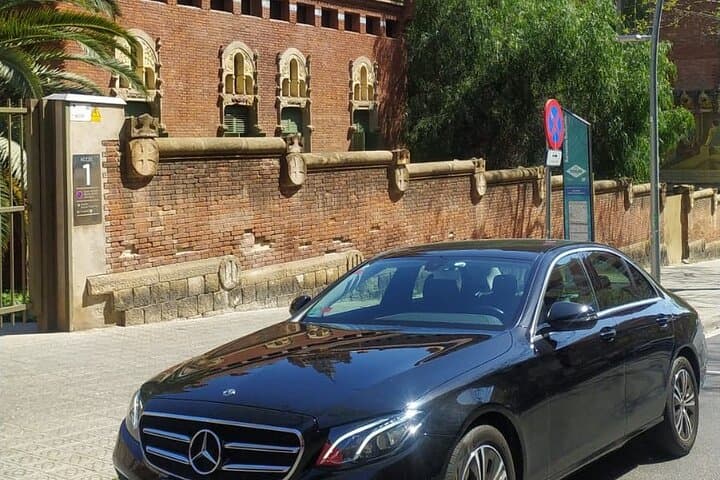 Private Transfer from Barcelona to the Airport (or vice versa)