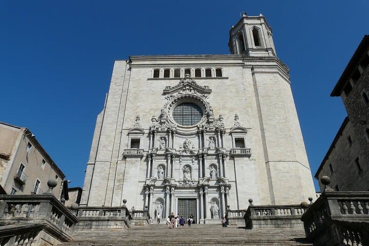 Full Day in Girona and Figueres from Barcelona