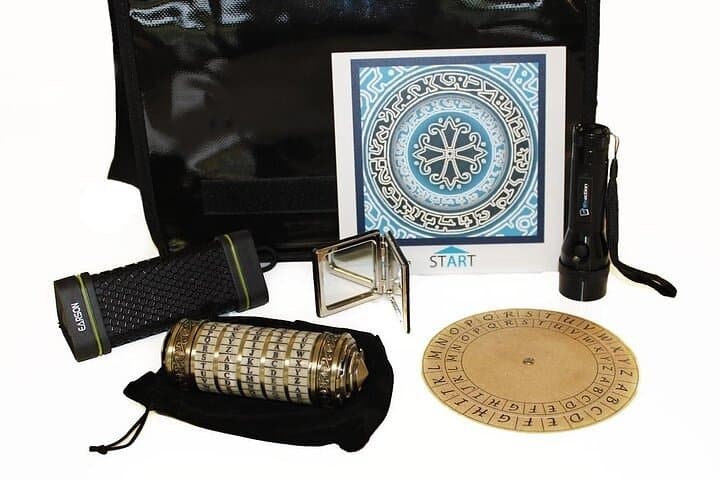 Seville: Outdoor Escape Game - Magic Portal (For Kids)