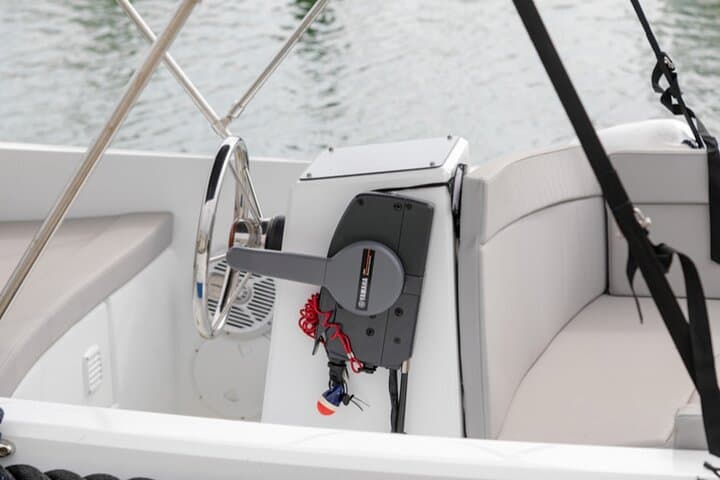 Boat Rental Without License in Benalmádena