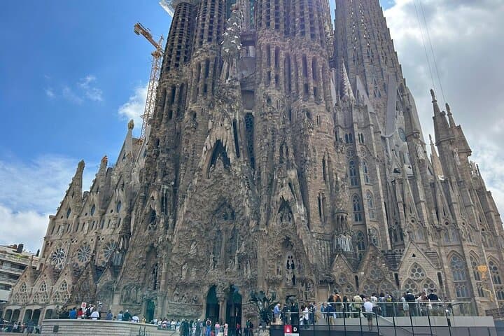 Private Barcelona Full-Day Personalized City Tour