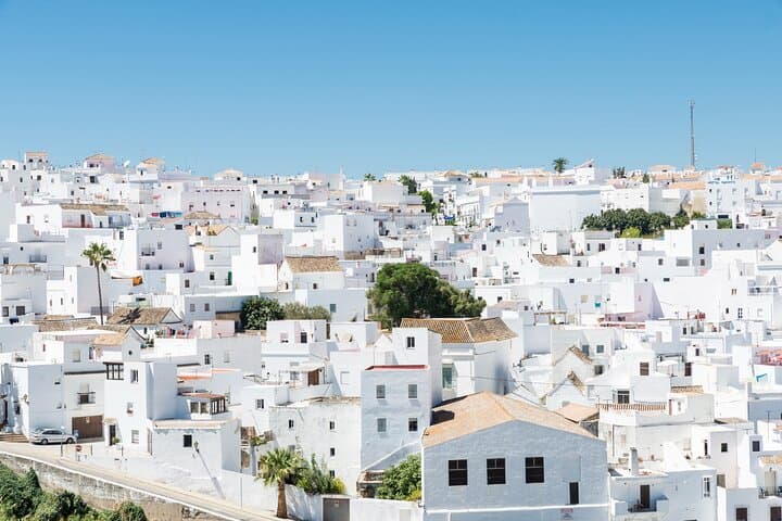 Cadiz: City Walk with Audio Guide in 7 Languages on your Phone
