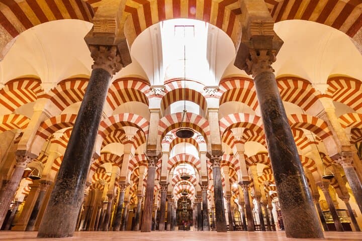 Cordoba: City Walk with Audio Guide in 7 Languages on your Phone