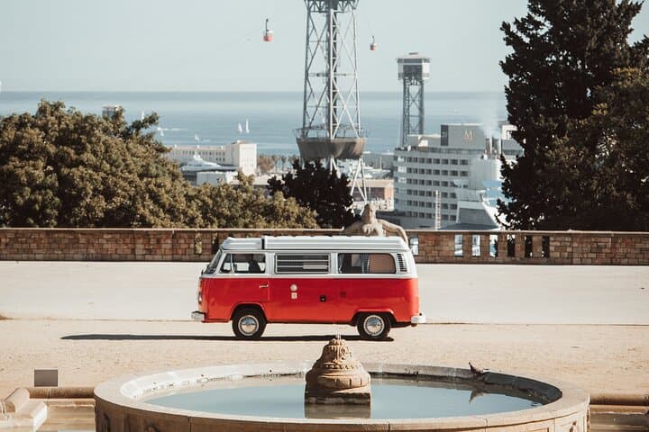 VW Kombi T2 Campervan Rental for Roadtrips in Cataluña