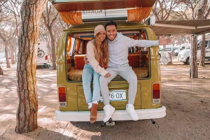 VW Kombi T2 Campervan Rental for Roadtrips in Cataluña