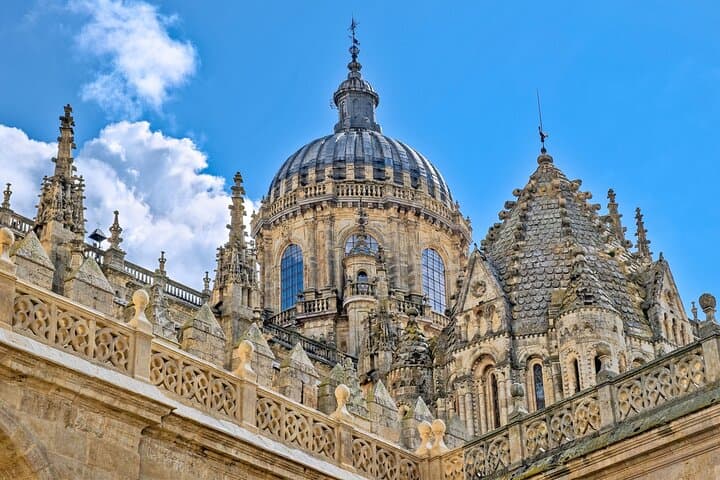 2 Hours Private Guided Walking Tour in Salamanca