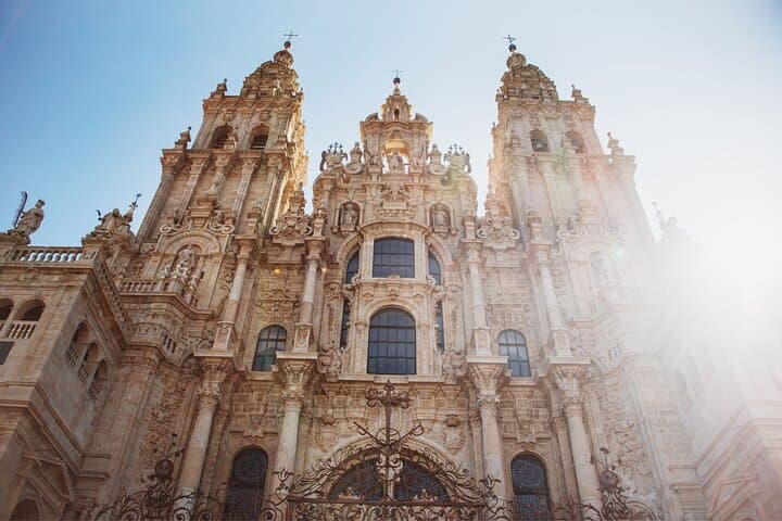 Santiago de Compostela: Private Custom Walking Tour With A Guide